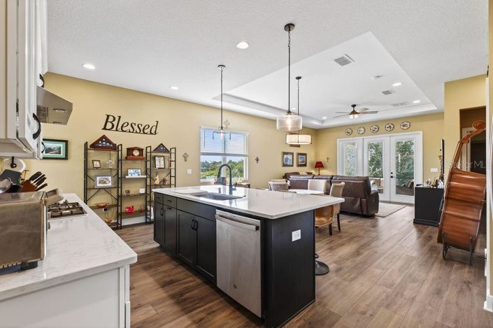 Image No.10-2 Bed Villa for sale