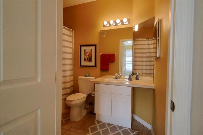 Image No.12-Appartement de 2 chambres à vendre à Saint John