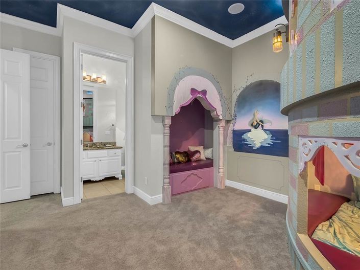 Image No.16-5 Bed House for sale