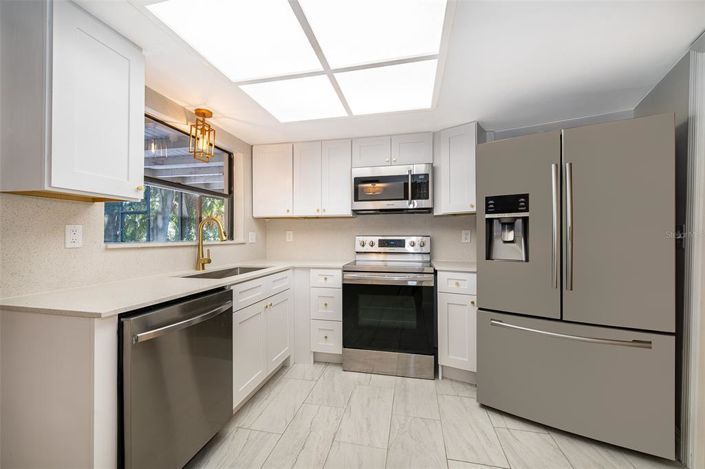 Image No.13-3 Bed House for sale