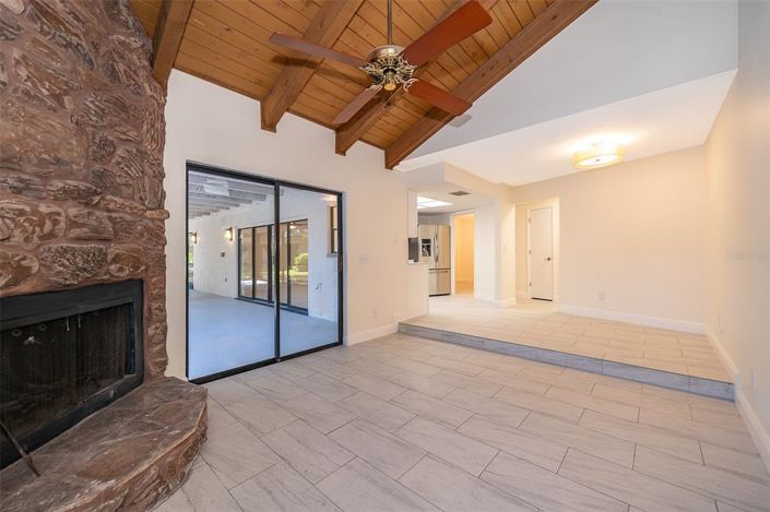 Image No.17-3 Bed House for sale