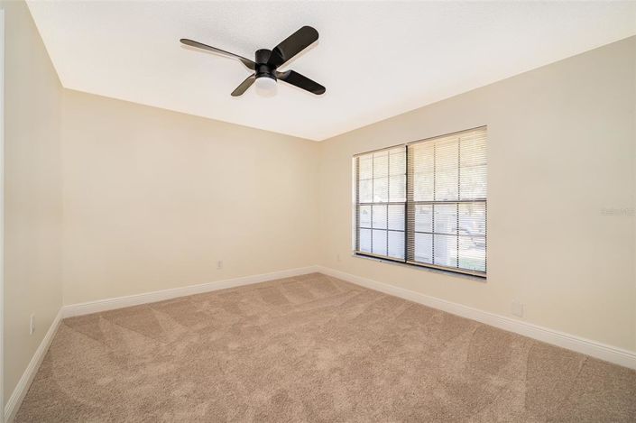 Image No.19-3 Bed House for sale