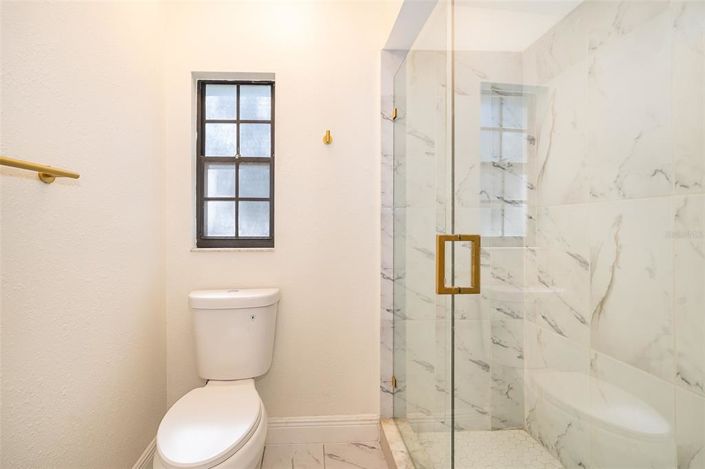 Image No.31-3 Bed House for sale