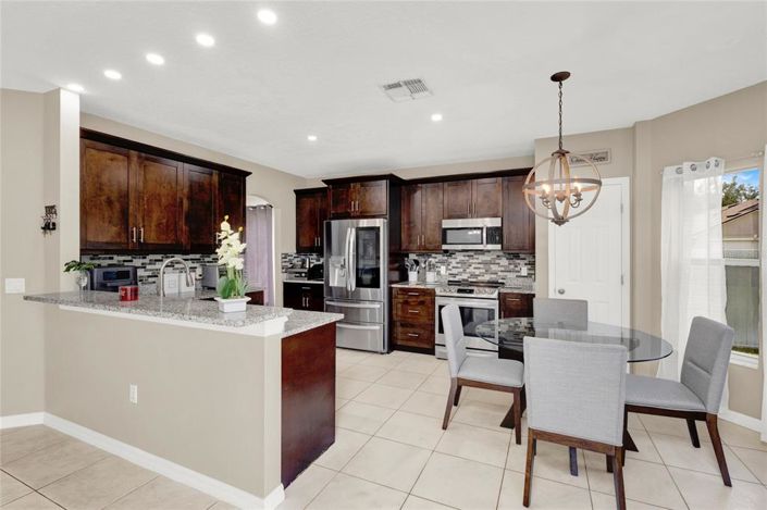 Image No.14-4 Bed House for sale