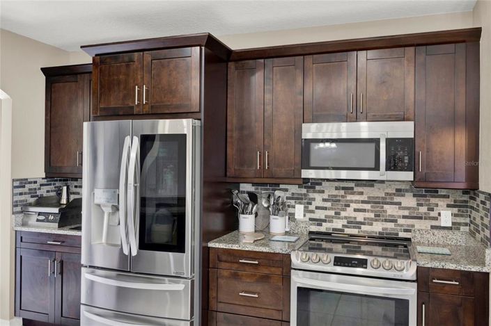 Image No.19-4 Bed House for sale