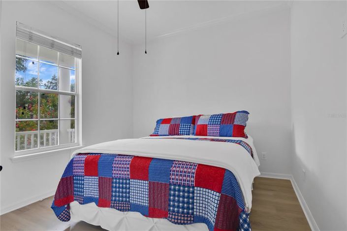 Image No.18-6 Bed House for sale