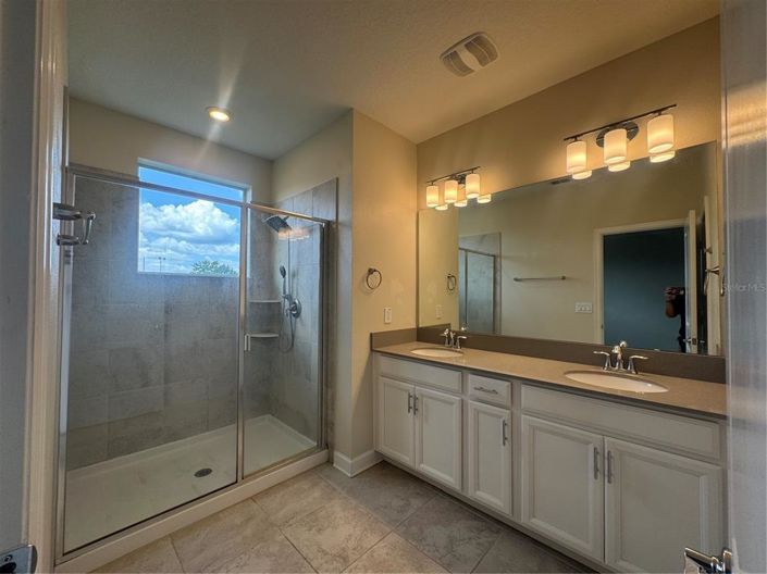 Image No.32-Maison de ville de 3 chambres à vendre à Saint John