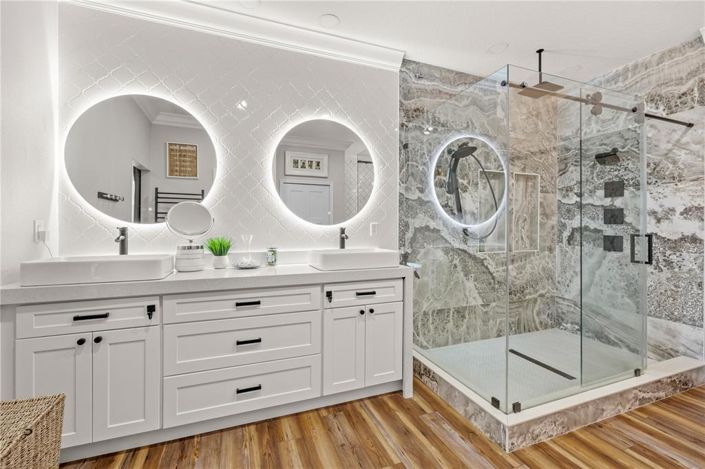 Image No.18-4 Bed House for sale