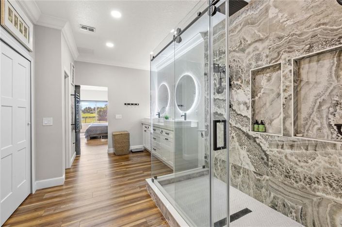 Image No.19-4 Bed House for sale