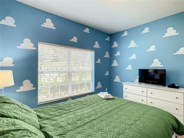 Image No.20-5 Bed Townhouse for sale