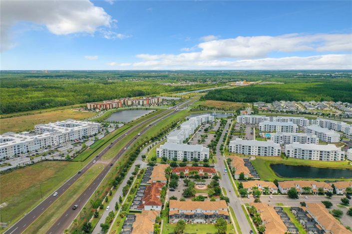 Image No.54-5 Bed Townhouse for sale