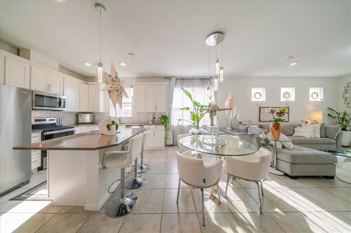 Image No.19-2 Bed Villa for sale