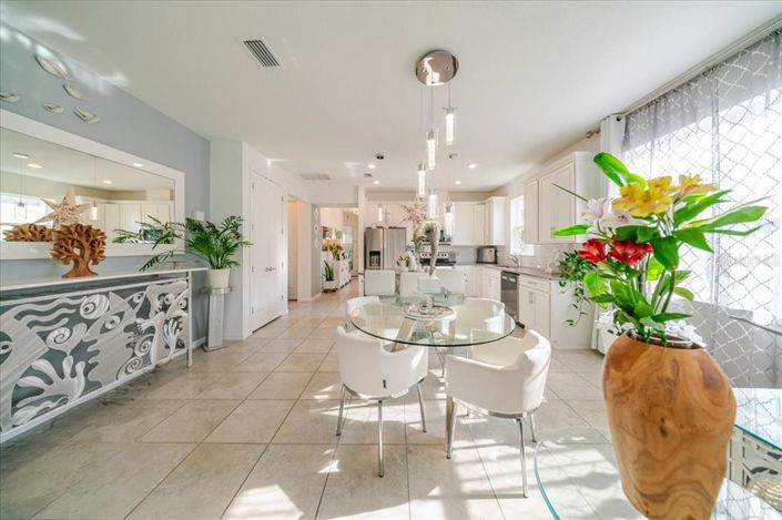 Image No.21-2 Bed Villa for sale