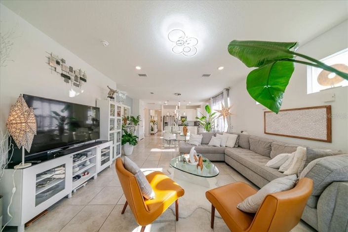 Image No.27-2 Bed Villa for sale