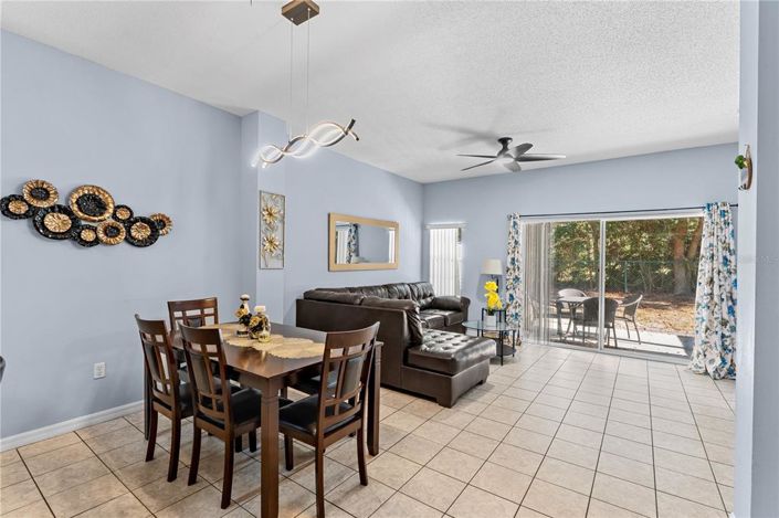 Image No.3-Maison de ville de 3 chambres à vendre à Saint John