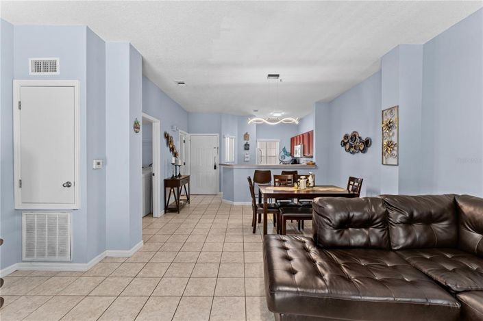 Image No.8-Maison de ville de 3 chambres à vendre à Saint John