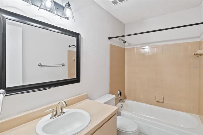 Image No.18-2 Bed Apartment for sale