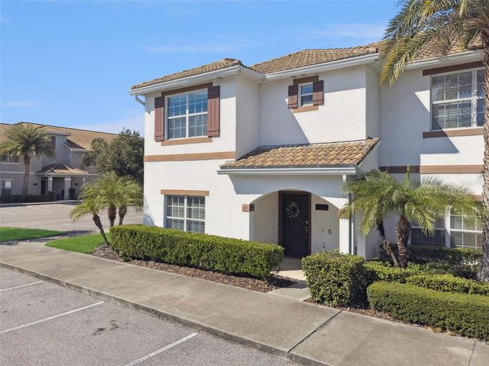 Image No.2-Maison de ville de 5 chambres à vendre à Saint John