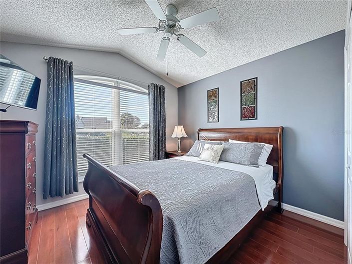 Image No.37-4 Bed House for sale