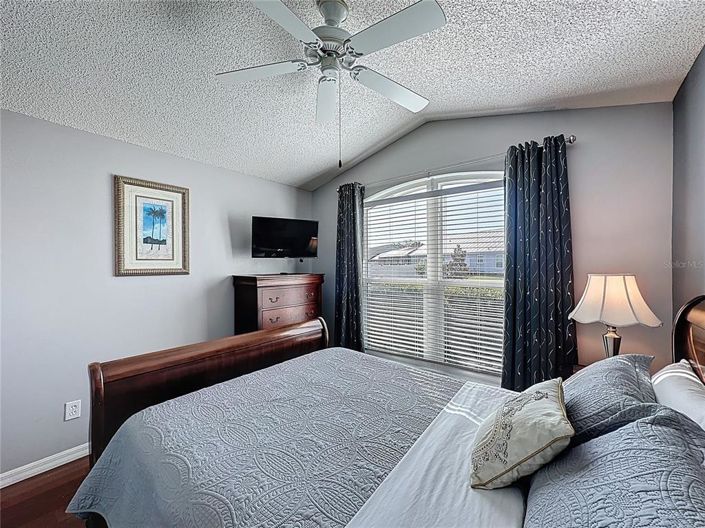 Image No.45-4 Bed House for sale