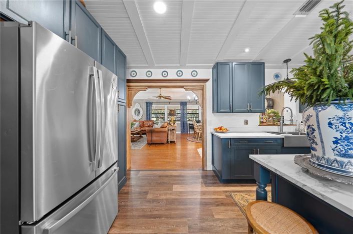 Image No.14-3 Bed House for sale