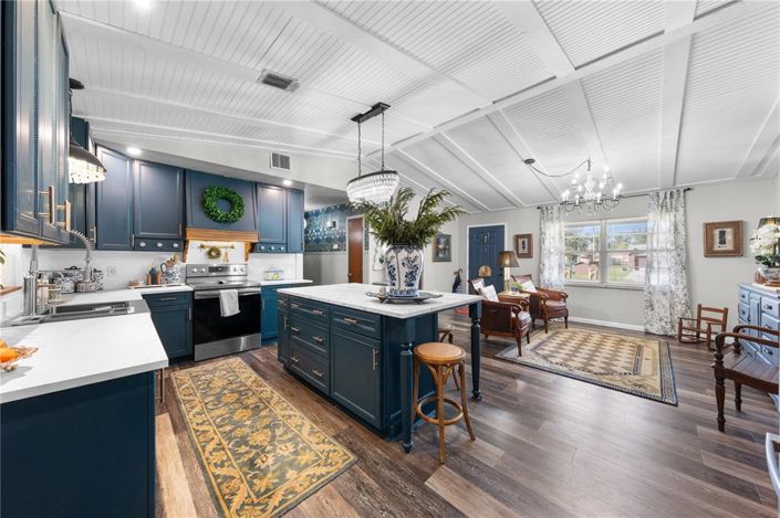 Image No.9-3 Bed House for sale