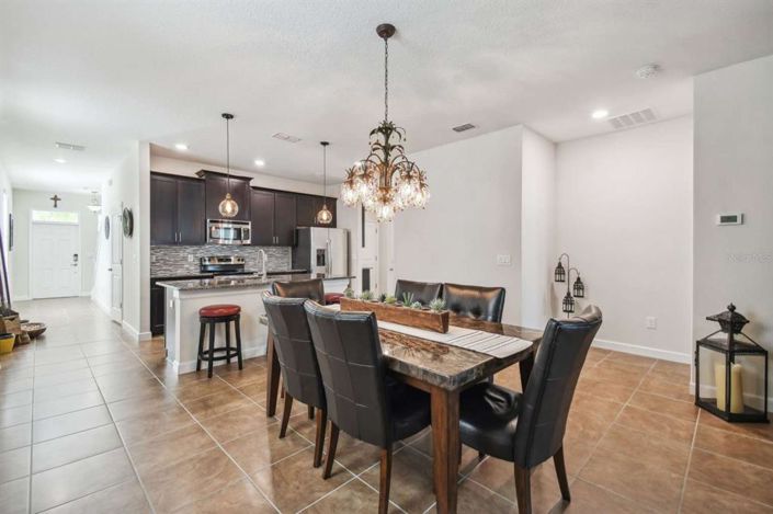 Image No.10-3 Bed House for sale