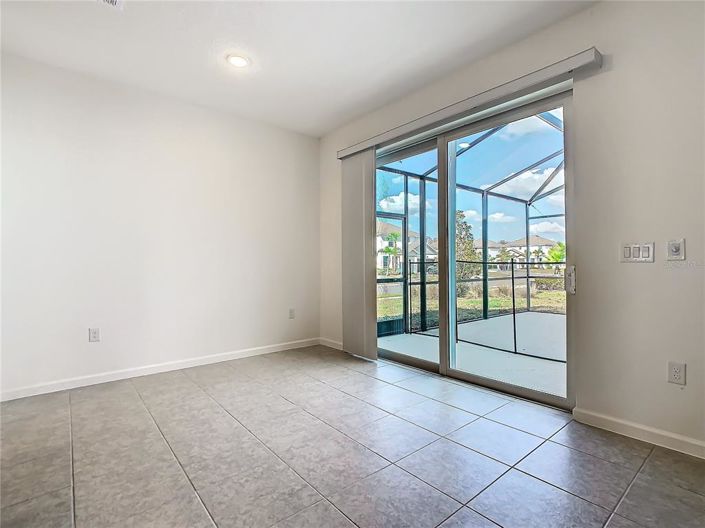 Image No.22-8 Bed House for sale