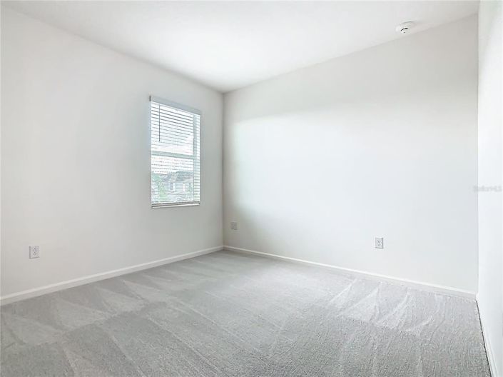 Image No.25-8 Bed House for sale