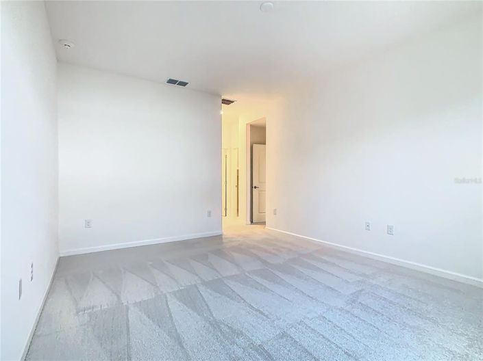 Image No.51-8 Bed House for sale