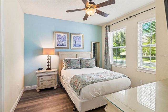 Image No.14-10 Bed House for sale