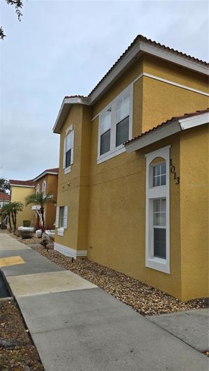 Image No.3-Maison de ville de 4 chambres à vendre à Saint John