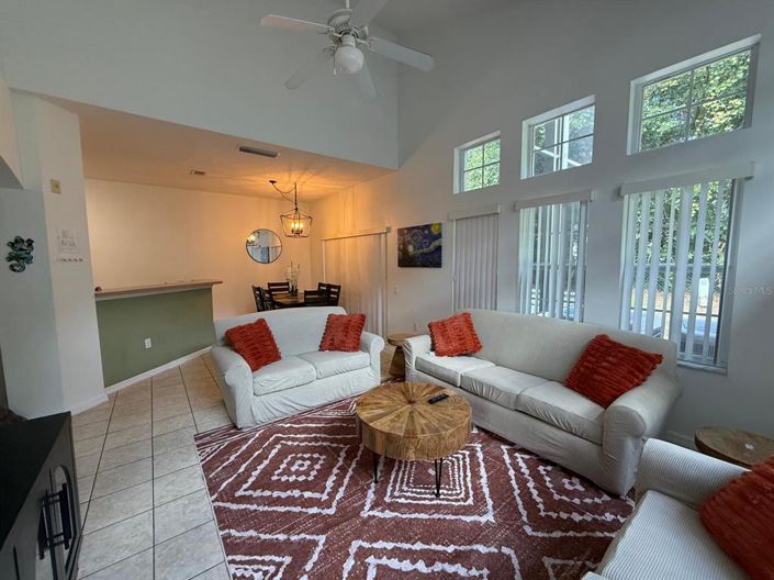 Image No.7-Maison de ville de 4 chambres à vendre à Saint John