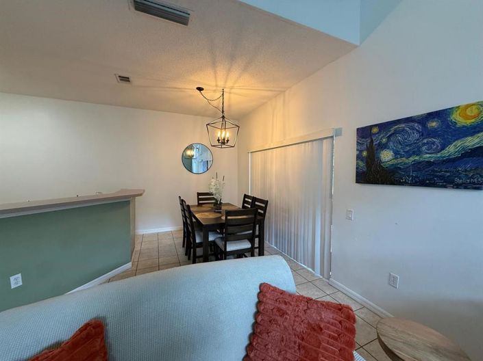 Image No.9-Maison de ville de 4 chambres à vendre à Saint John