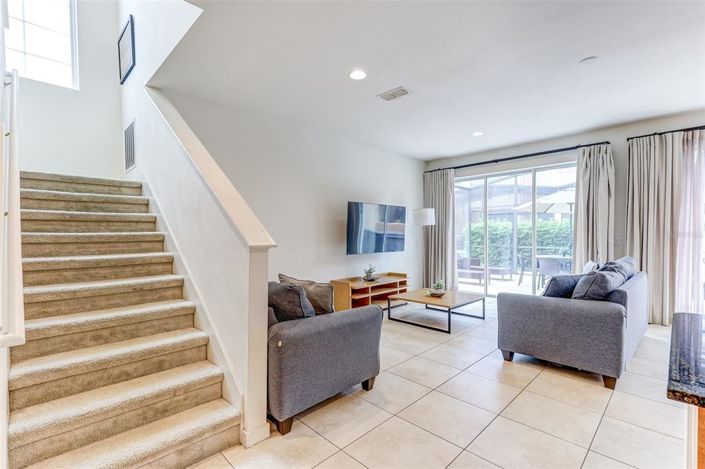 Image No.11-3 Bed Townhouse for sale