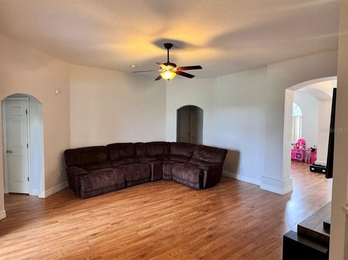 Image No.7-Maison de 4 chambres à vendre à Saint John