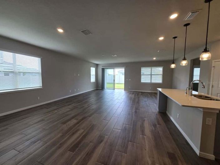 Image No.5-3 Bed House for sale