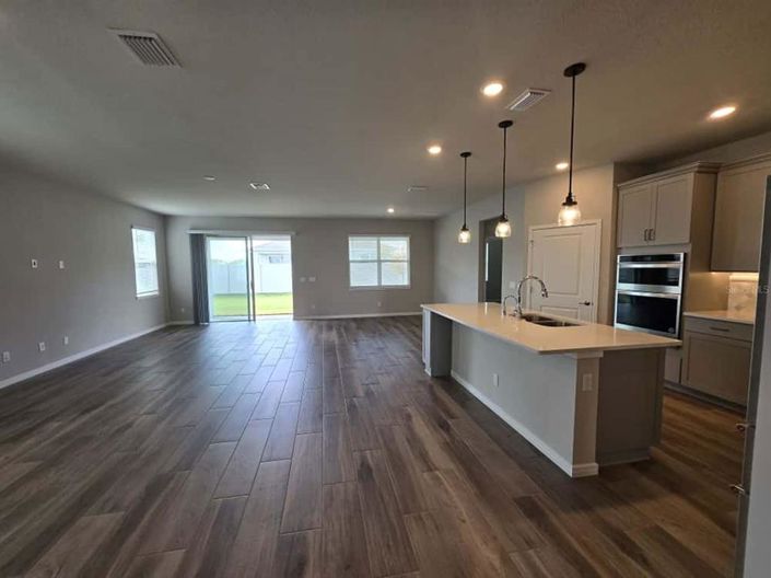 Image No.6-3 Bed House for sale