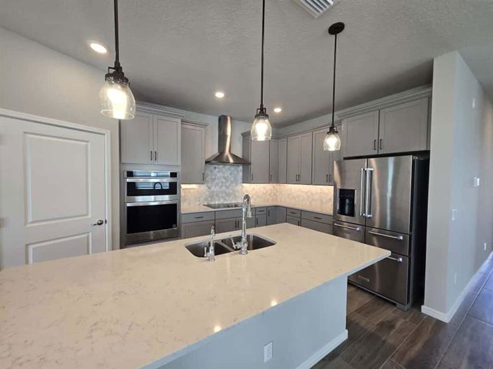 Image No.8-3 Bed House for sale