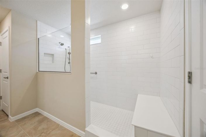 Image No.22-5 Bed House for sale