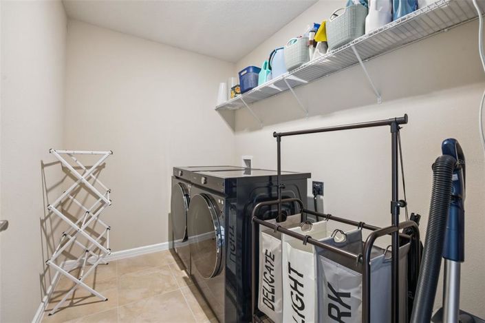 Image No.30-5 Bed House for sale