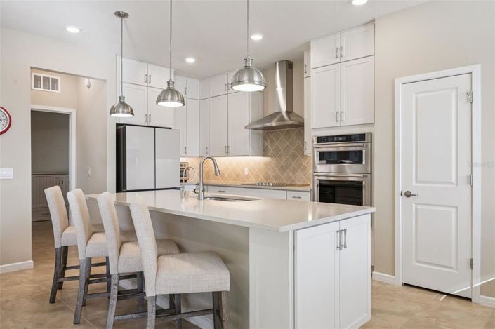 Image No.4-5 Bed House for sale