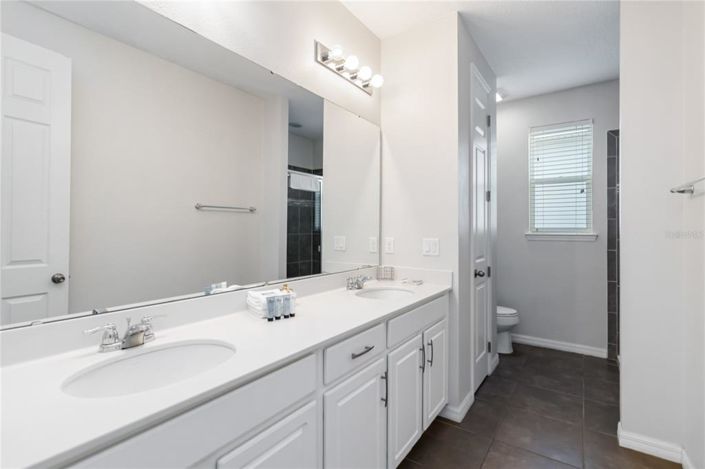 Image No.28-7 Bed House for sale