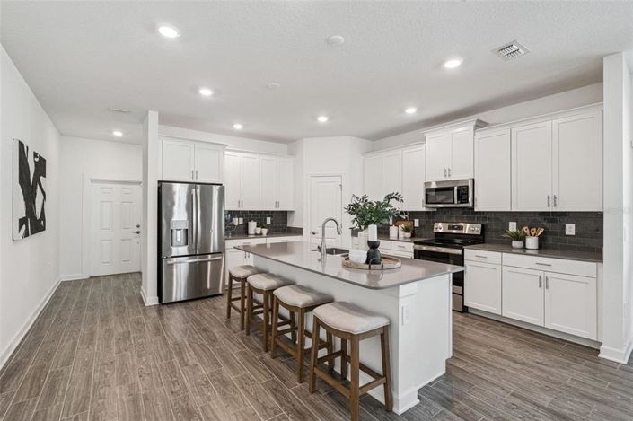 Image No.23-3 Bed House for sale