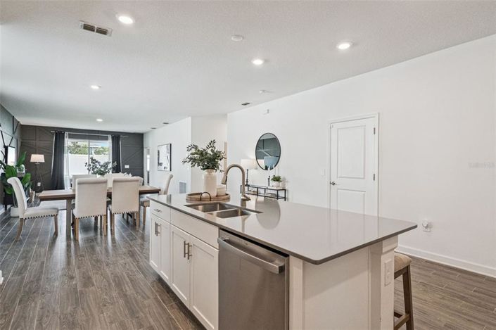 Image No.30-3 Bed House for sale