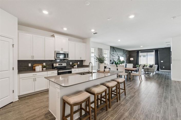 Image No.7-3 Bed House for sale