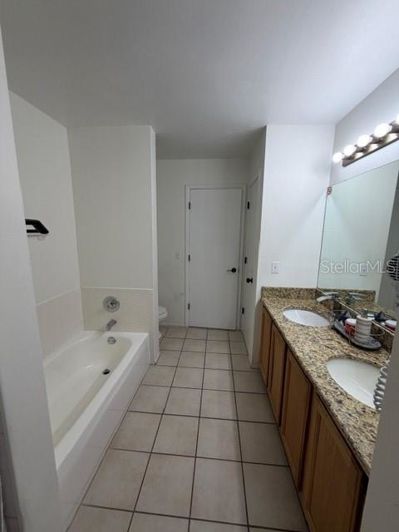 Image No.24-5 Bed House for sale