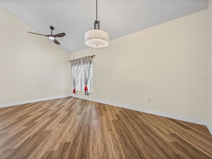 Image No.18-Maison de 6 chambres à vendre à Saint John