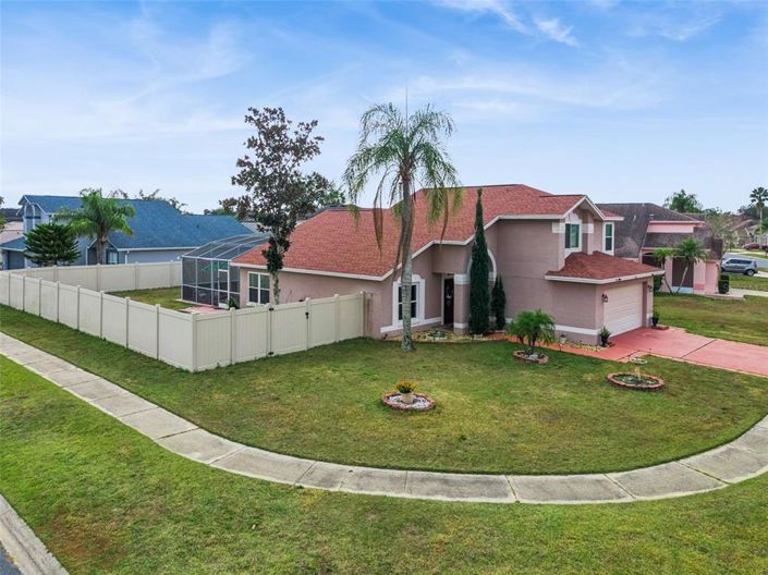 Image No.2-4 Bed House for sale