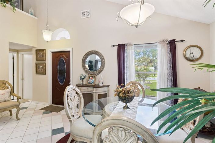 Image No.6-4 Bed House for sale